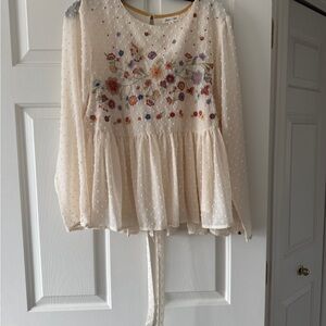 Floral Embroidered Cream Top